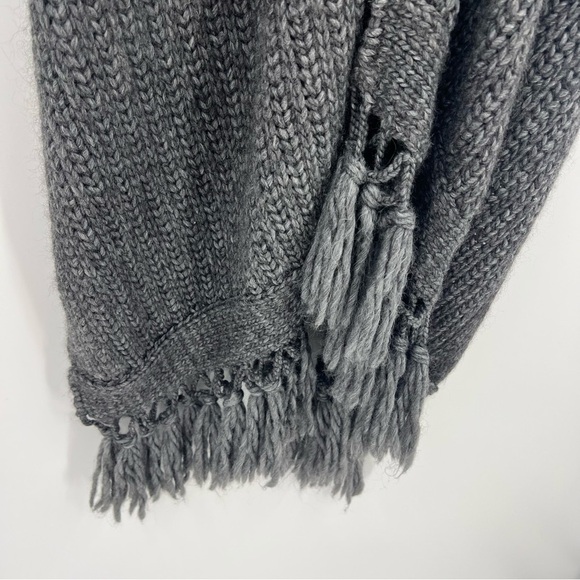 Rag & Bone Gray Wool Fringe Hi Low Vest XS - Picture 2 of 4